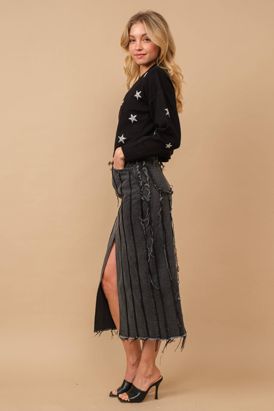 Distressed Seam Slit at Front Maxi Denim Skirt: Light Wash