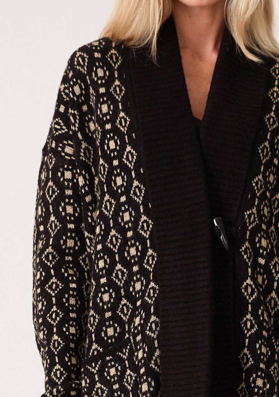 Geo Jacquard Long Sleeve Cardigan: Black/Taupe