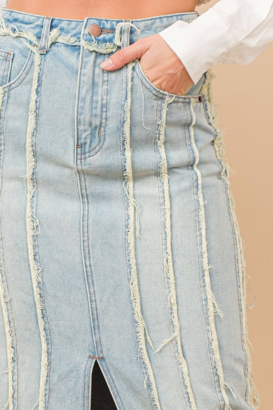 Distressed Seam Slit at Front Maxi Denim Skirt: Light Wash