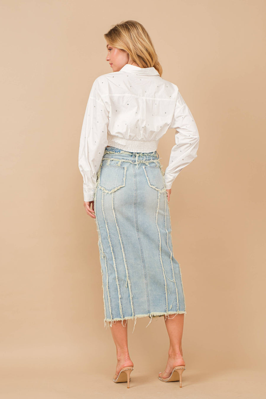 Distressed Seam Slit at Front Maxi Denim Skirt: Light Wash